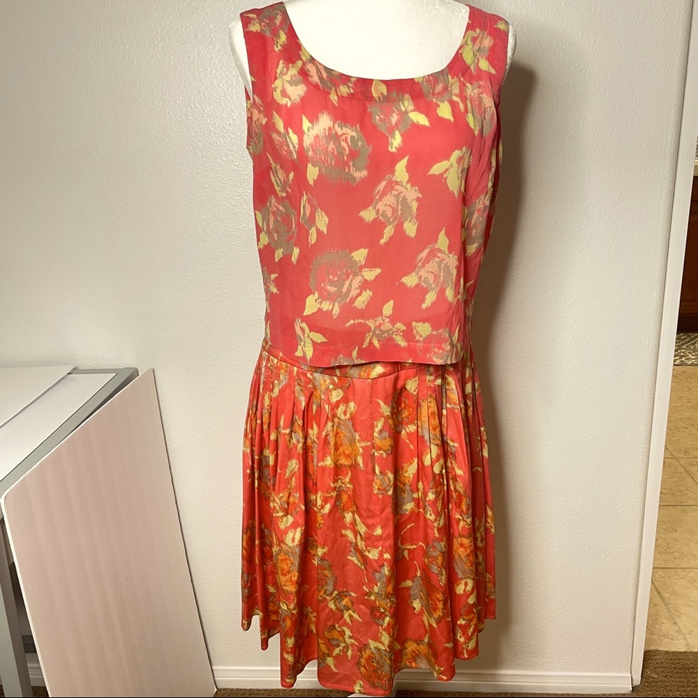 ST JOHN SILK SHIRT/ SKIRT SET